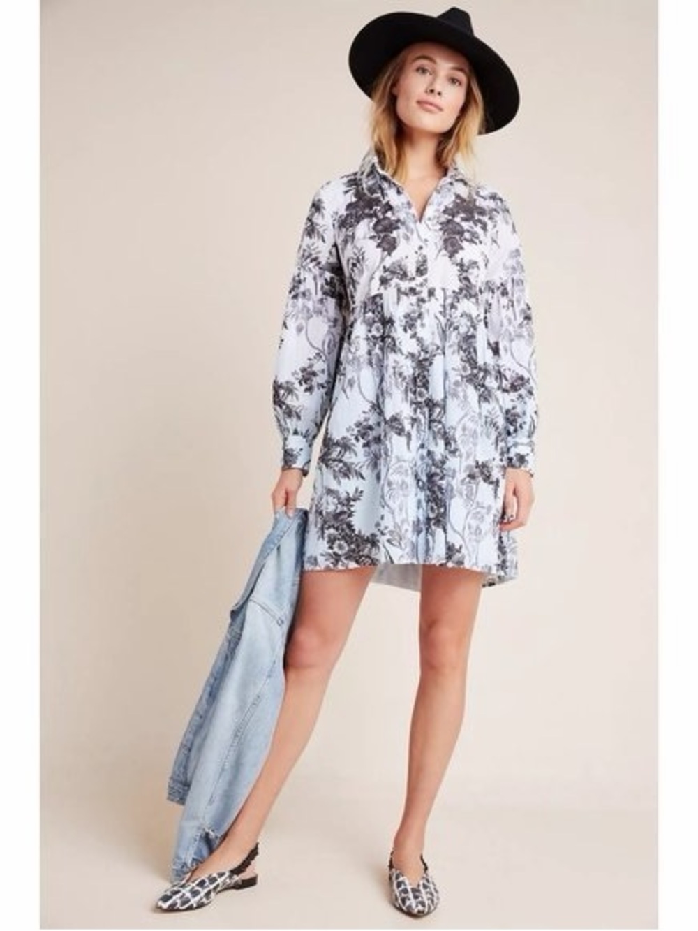 Anthropologie Lavinia Embroidered Shirt dress Blue Motif Size 6 NWT Flaw
